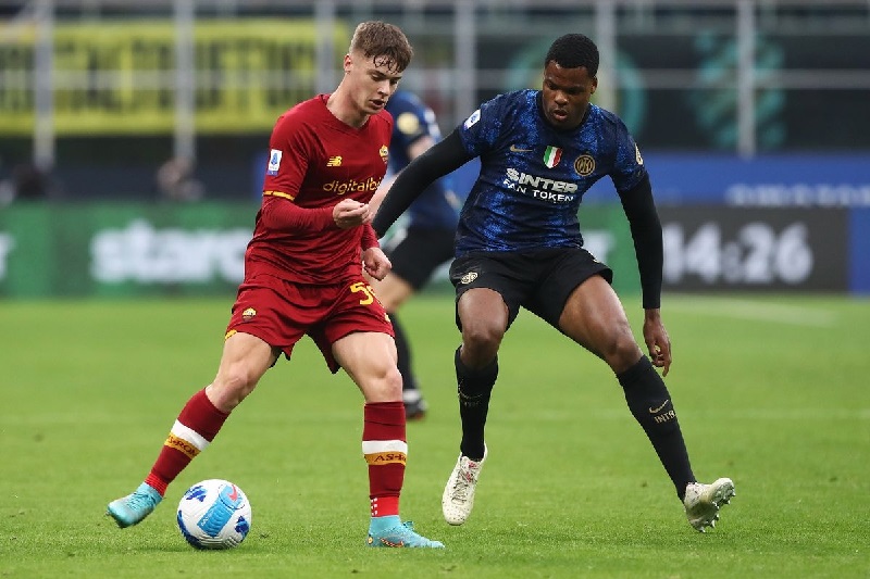 Inter Milan vs AS Roma có cuộc đối đầu đầy duyên nợ