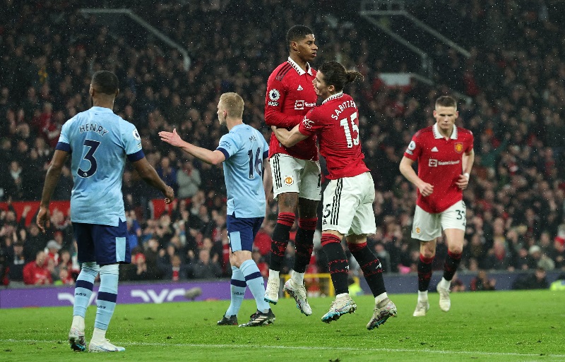 Trận đối đầu Manchester United vs Brentford thu hút người hâm mộ