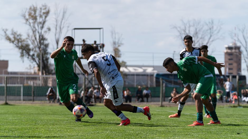Racing Cordoba vs Acassuso Hạng Nhất Argentina