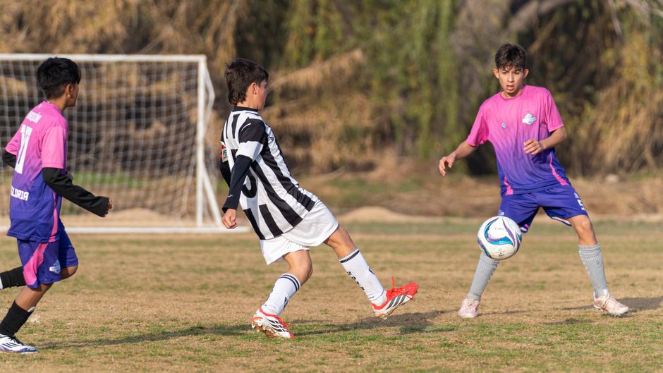 Soi kèo tài xỉu, phạt góc trận All Boys vs Almirante Brown, 01:00 ngày 12/07